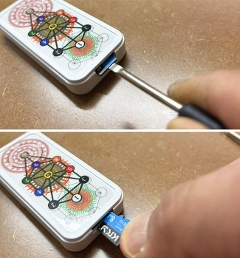 �V���[�}���p������ microSD�J�[�h�e��